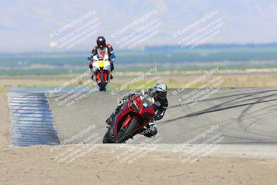 media/May-29-2022-Lets Ride (Sun) [[e8986be515]]/B Group/1020am (Outside Grapevine)/